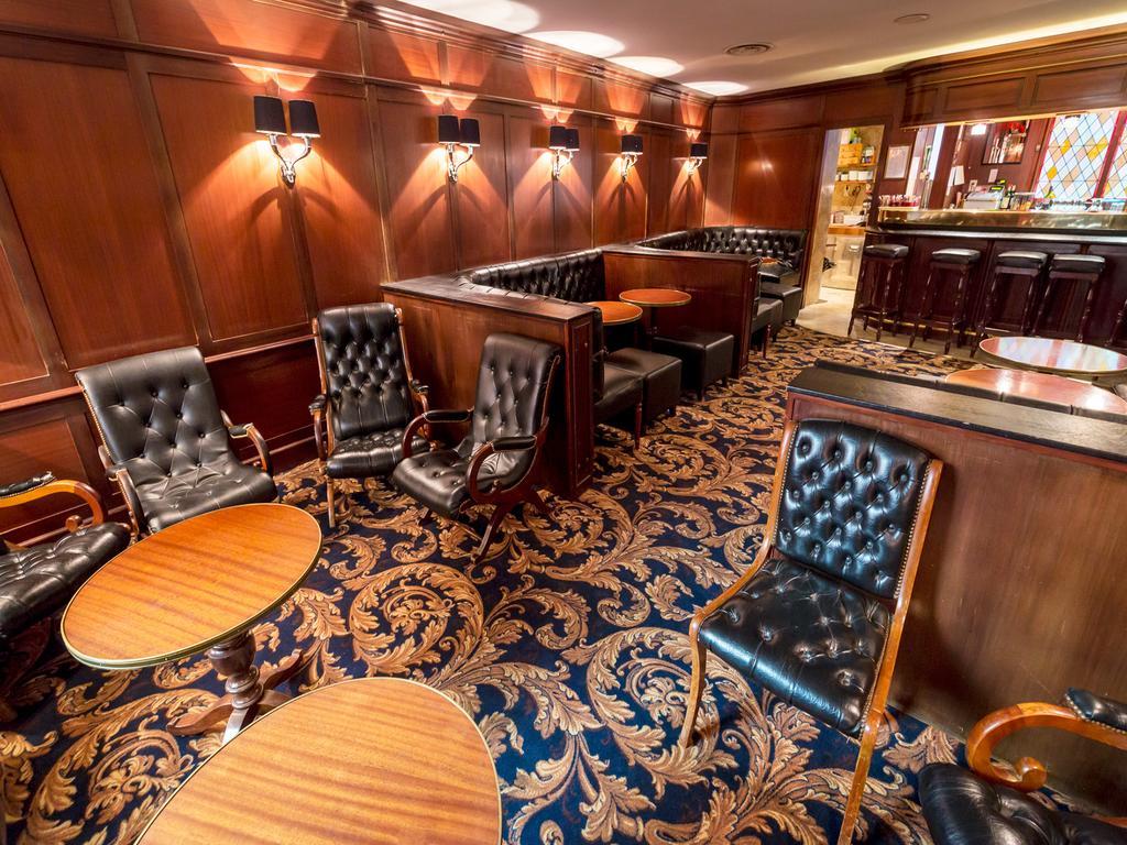Hotel Irlande Лурд Экстерьер фото